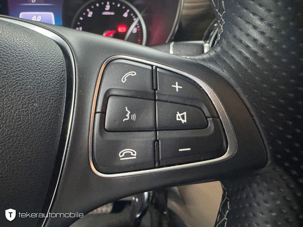 Mercedes-Benz 220 2022