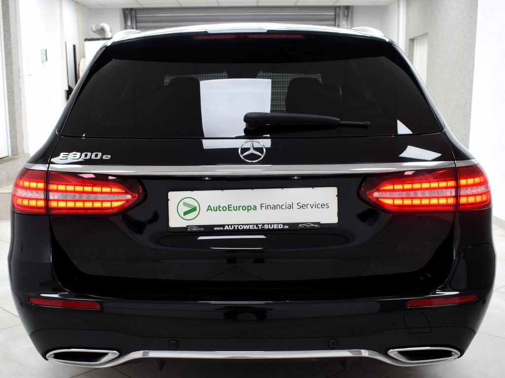 Mercedes-Benz E 300 2022