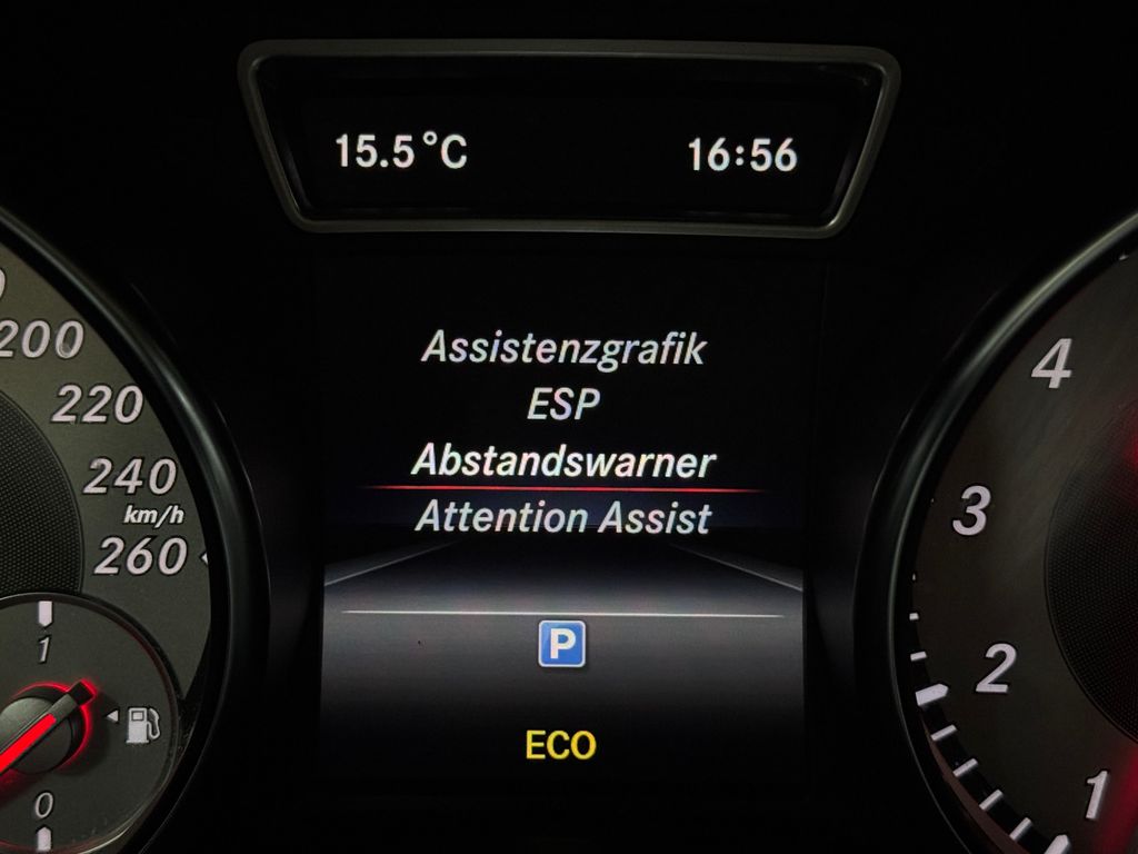 Mercedes-Benz CLA 180 2014