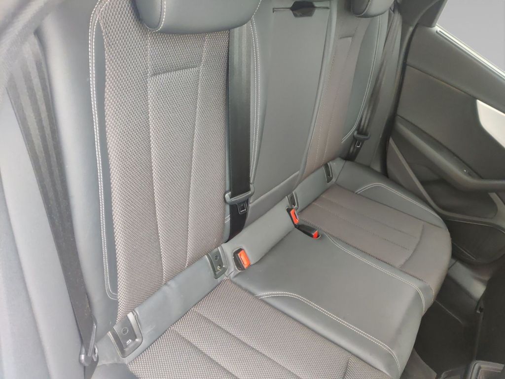 Audi A4 2022
