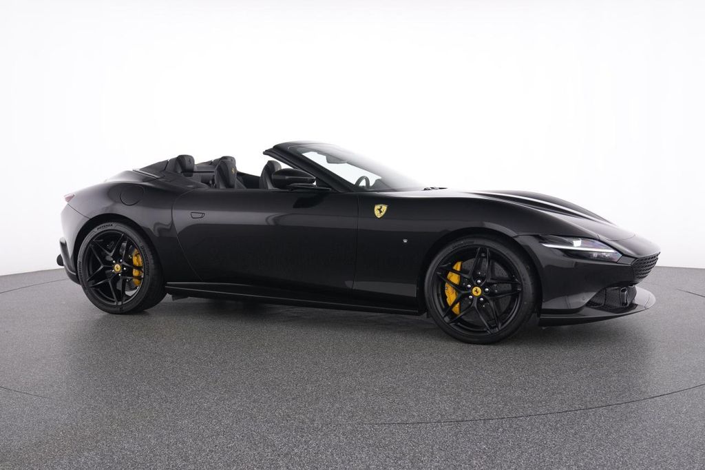 Ferrari Roma 2025
