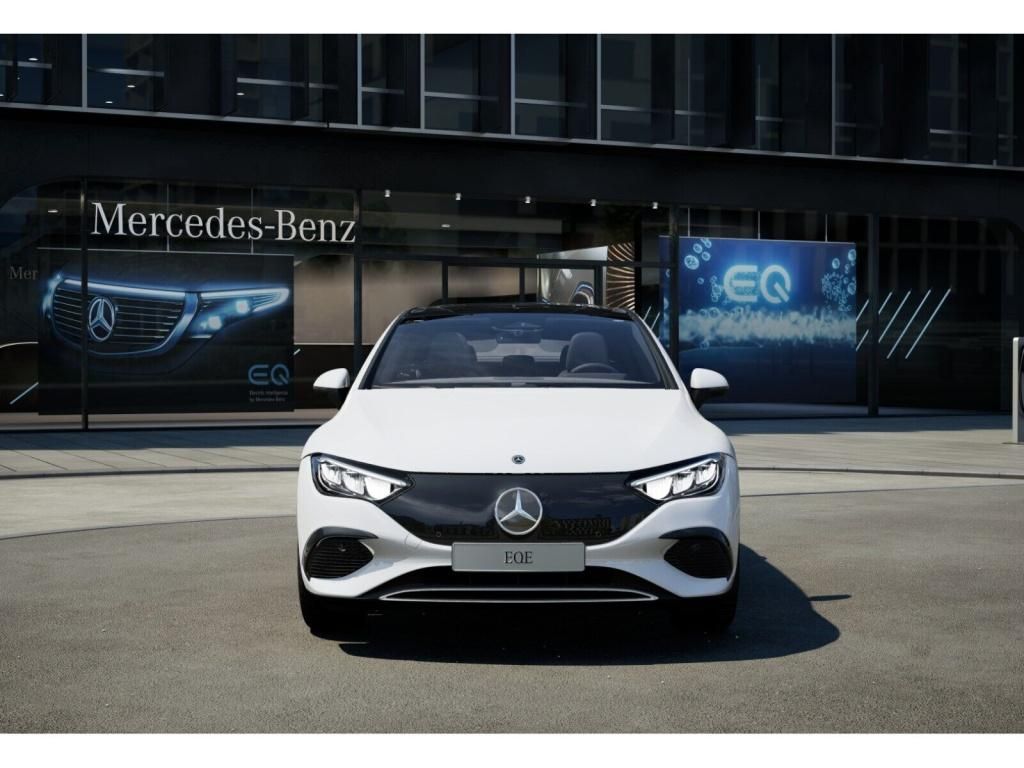 Mercedes-Benz EQE 2022