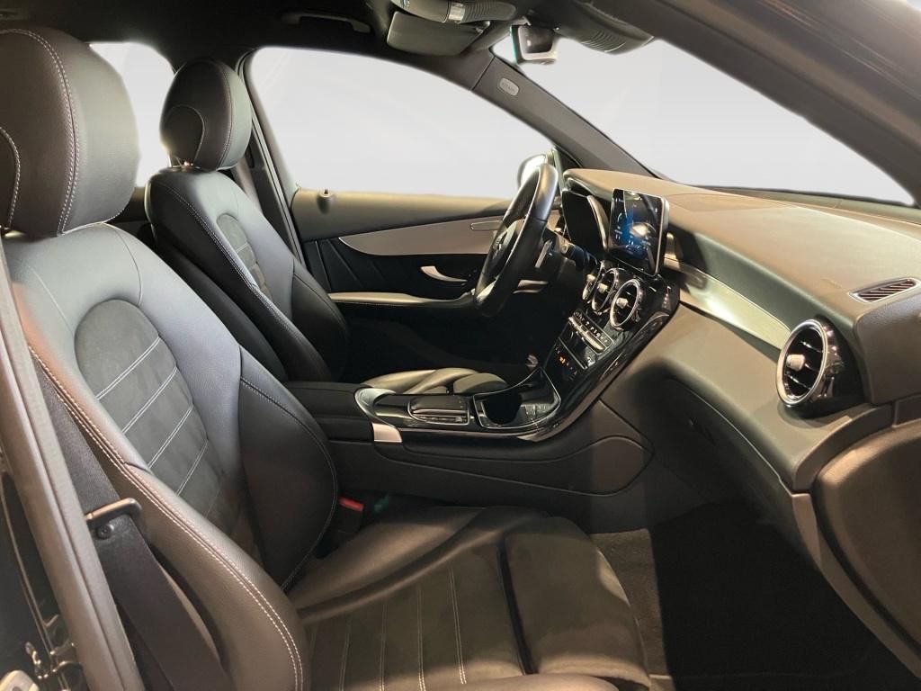 Mercedes-Benz GLC 300 2021
