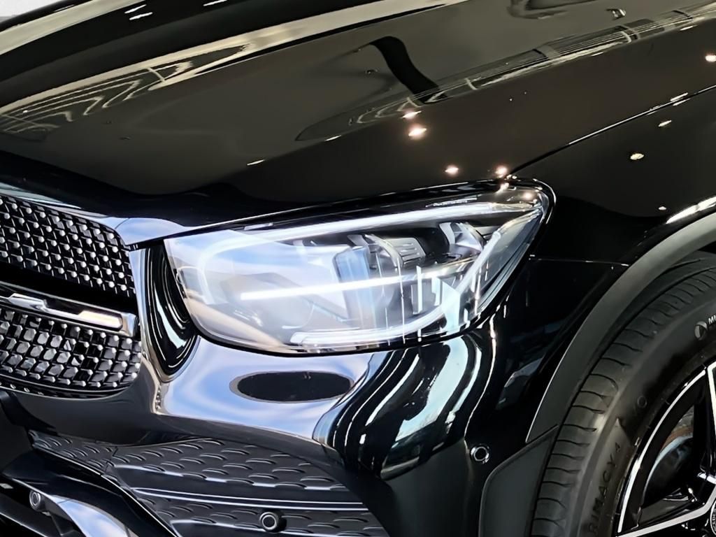 Mercedes-Benz GLC 300 2021