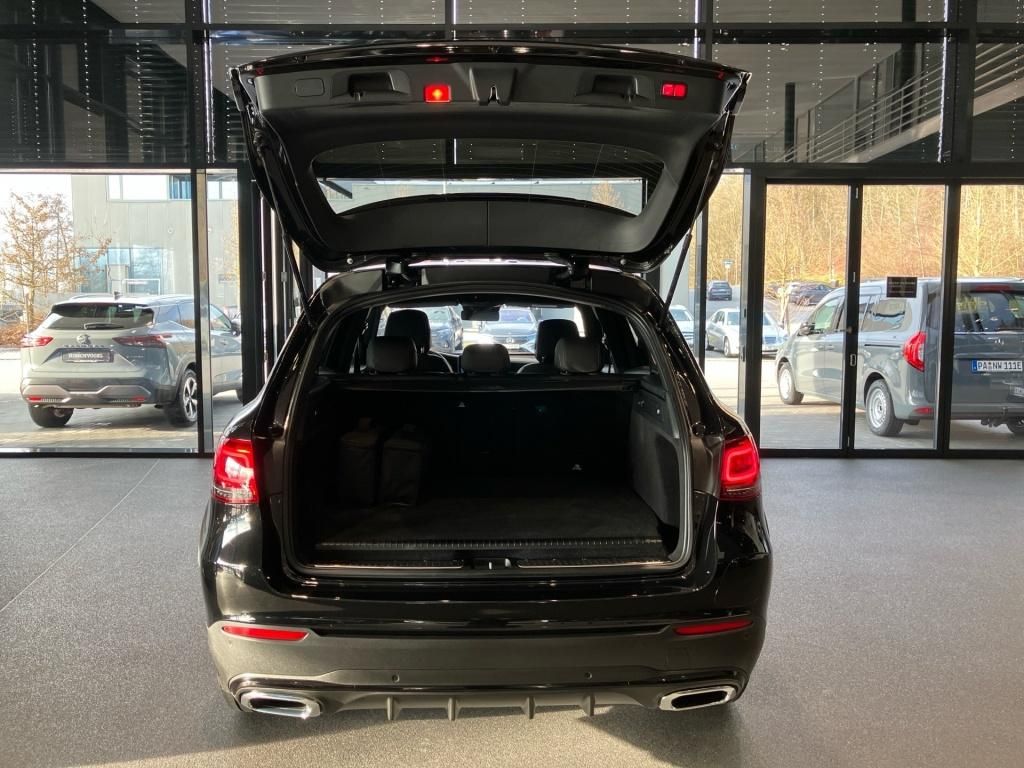 Mercedes-Benz GLC 300 2021