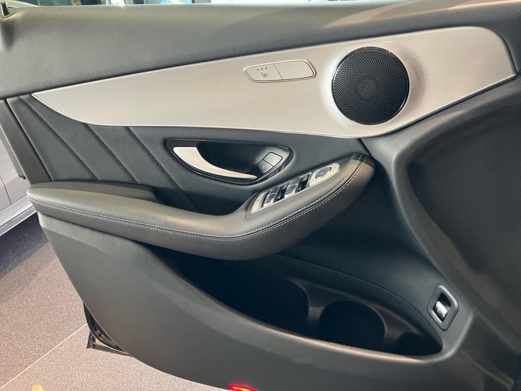 Mercedes-Benz GLC 300 2021