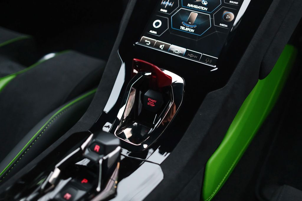 Lamborghini Huracán 2023