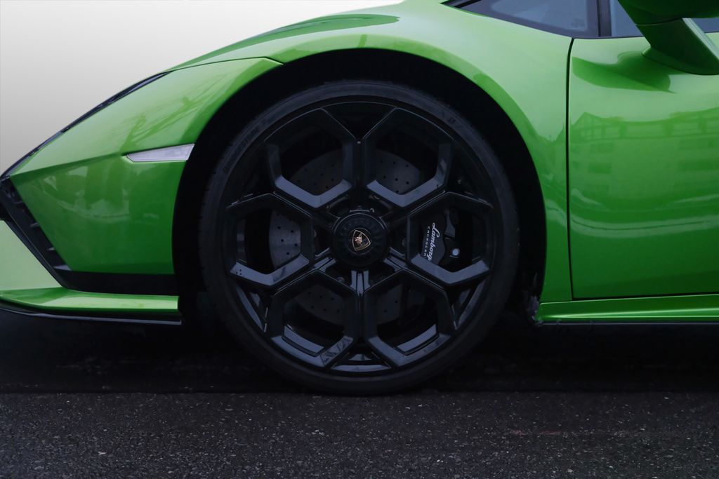 Lamborghini Huracán 2023