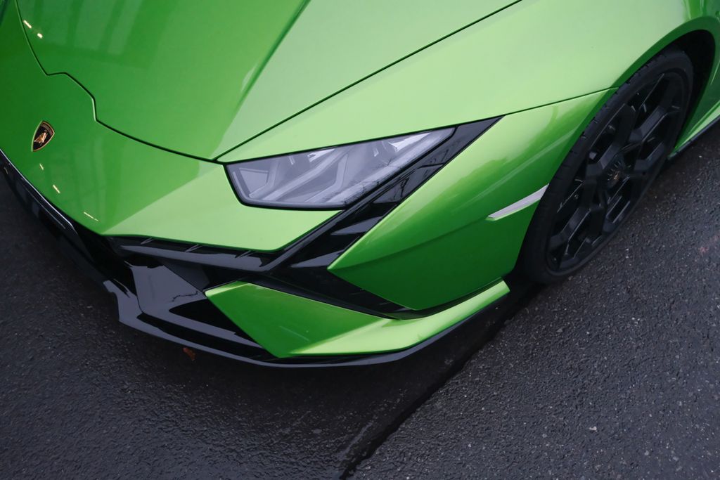 Lamborghini Huracán 2023