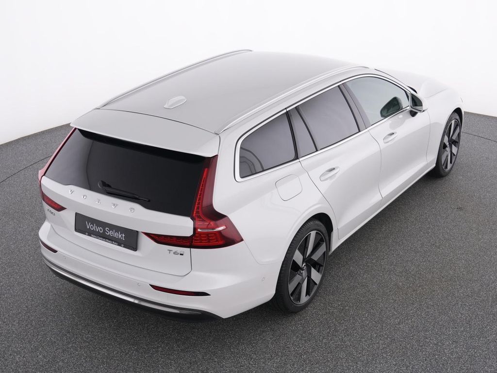Volvo V60 2025