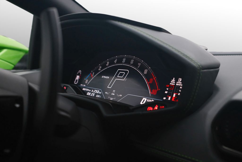 Lamborghini Huracán 2023