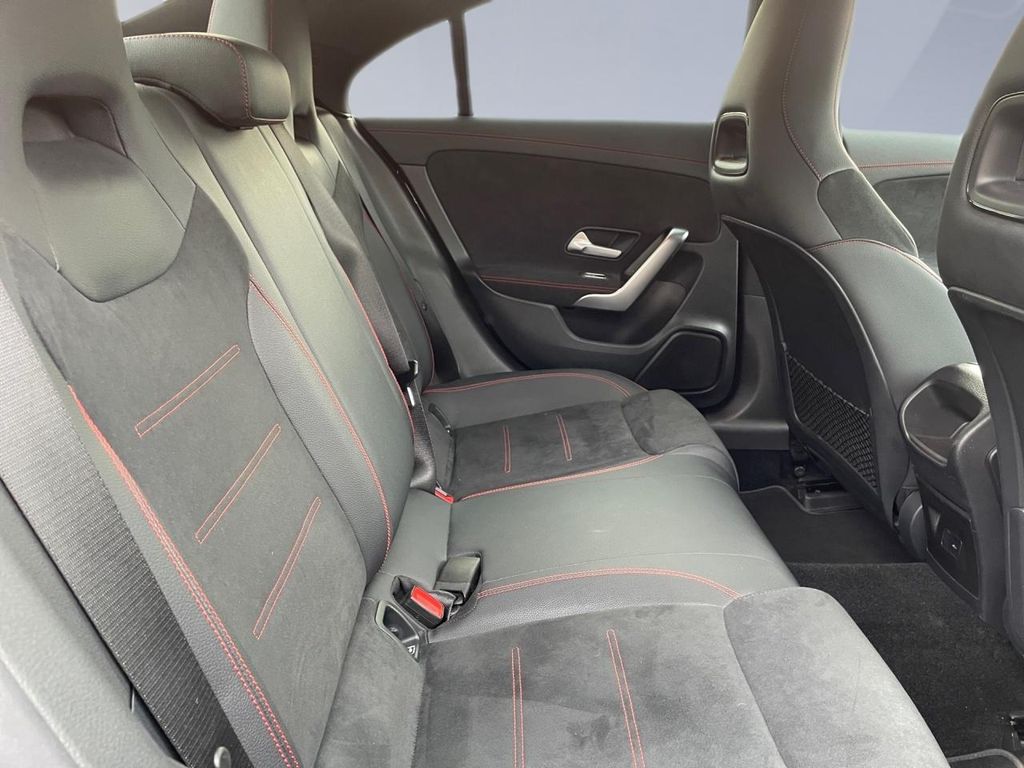 Mercedes-Benz CLA 200 2022
