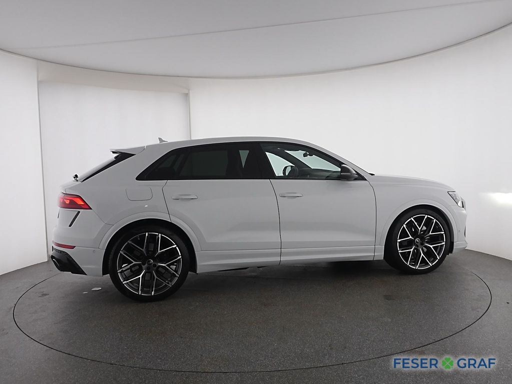 Audi RSQ8 2025
