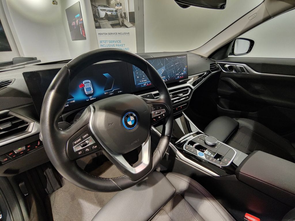 BMW i4 2023