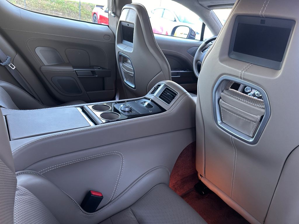 Aston Martin Rapide 2012