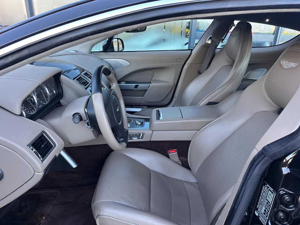 Aston Martin Rapide 2012