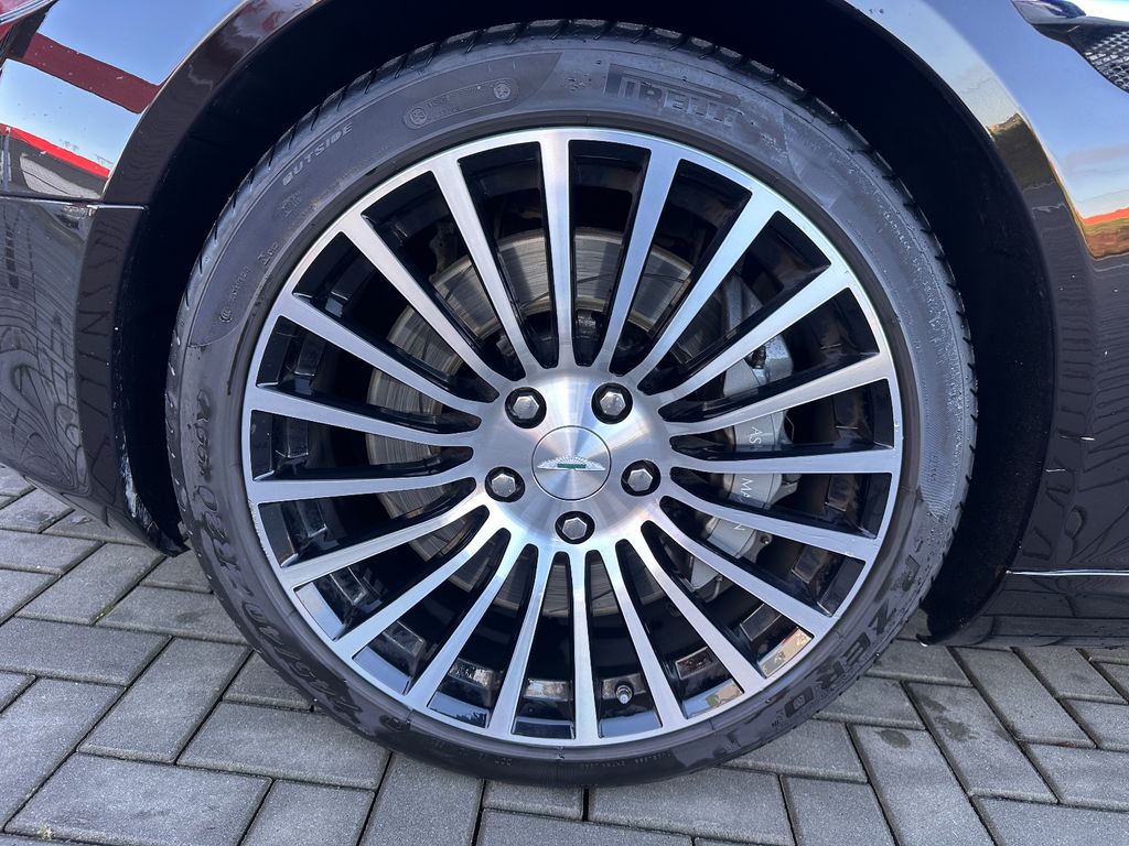 Aston Martin Rapide 2012