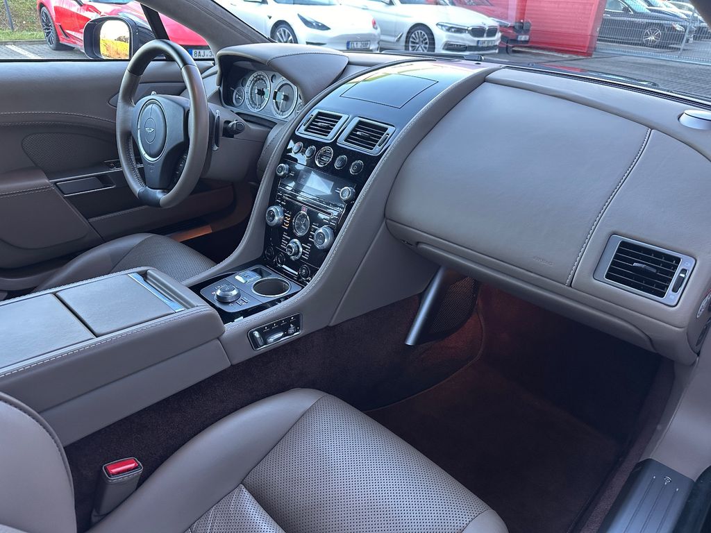 Aston Martin Rapide 2012