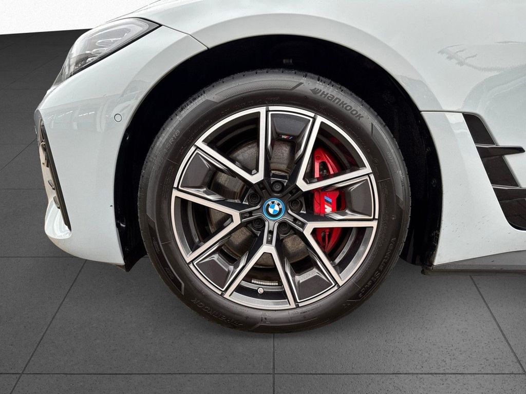 BMW i4 2023