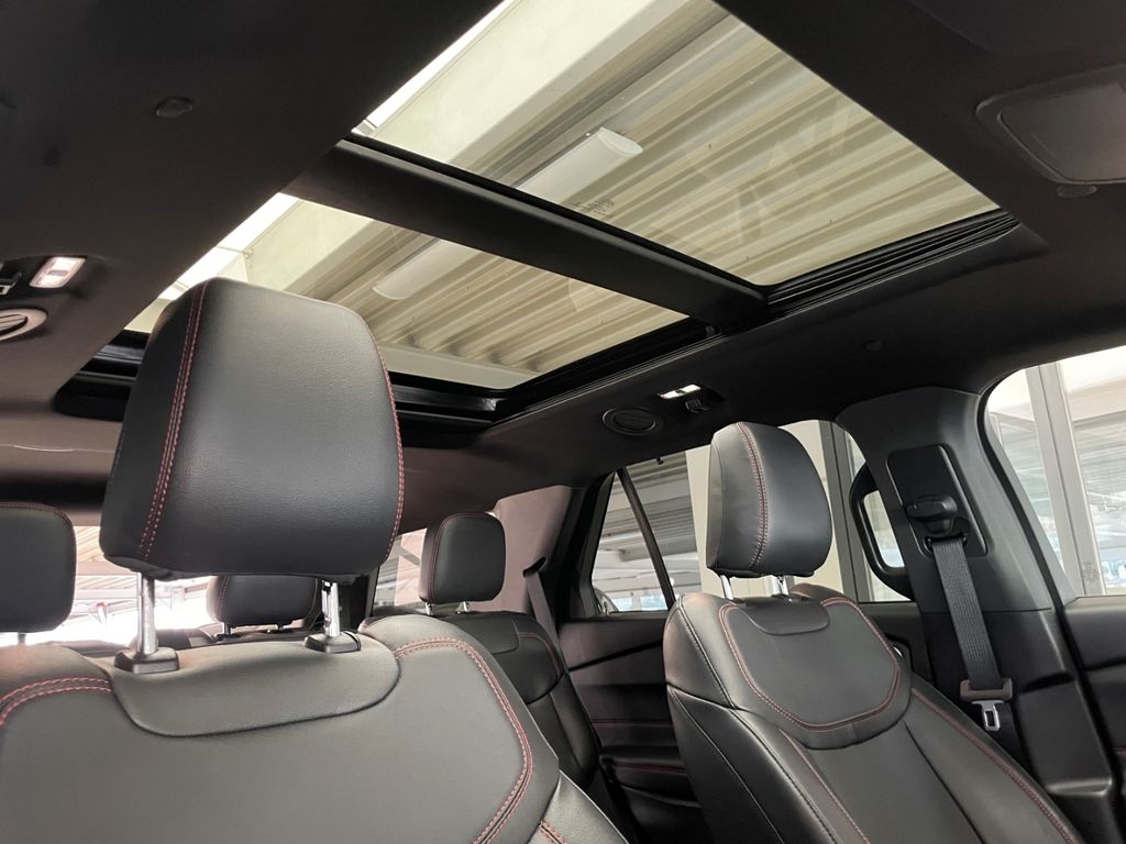 Ford Explorer 2023