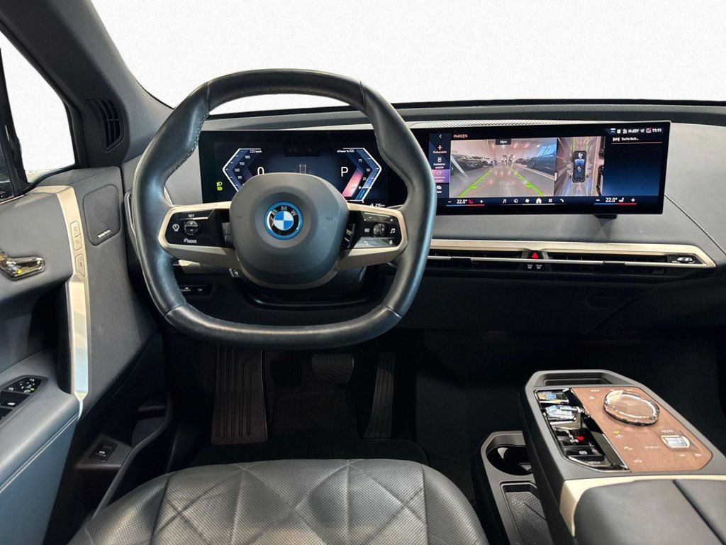BMW iX 2023