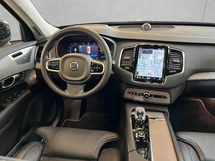 Volvo XC90 2024