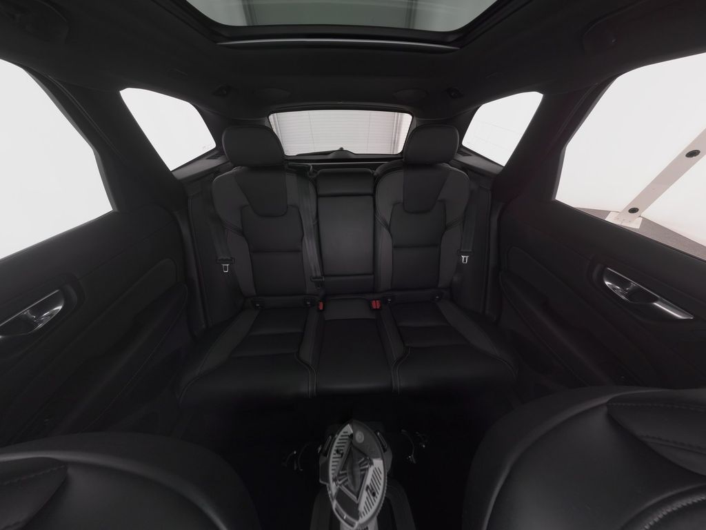 Volvo XC60 2022