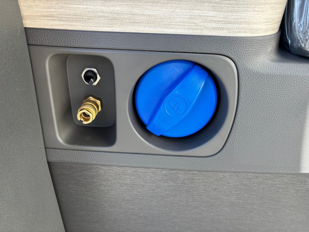 Volkswagen T7 California