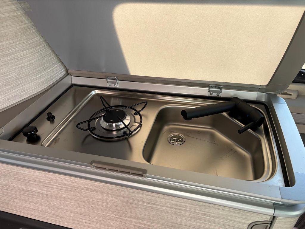 Volkswagen T7 California