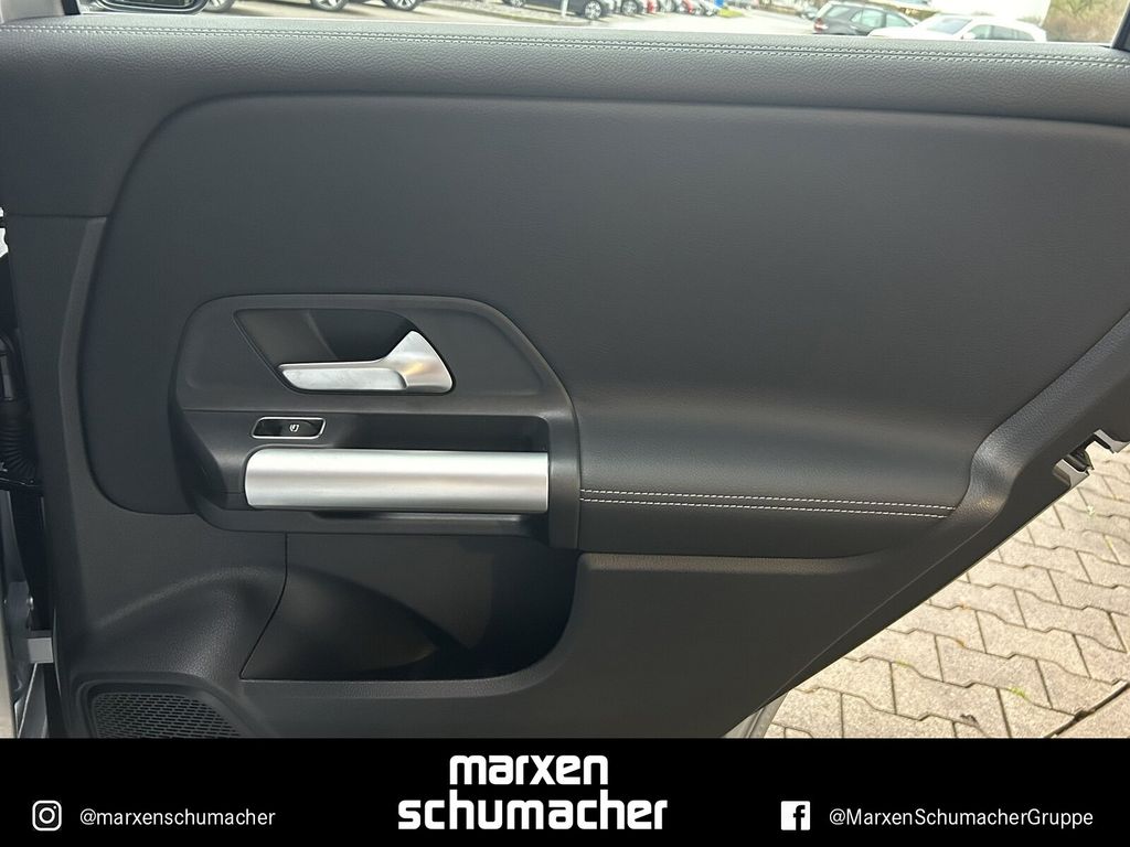 Mercedes-Benz B 200 2024
