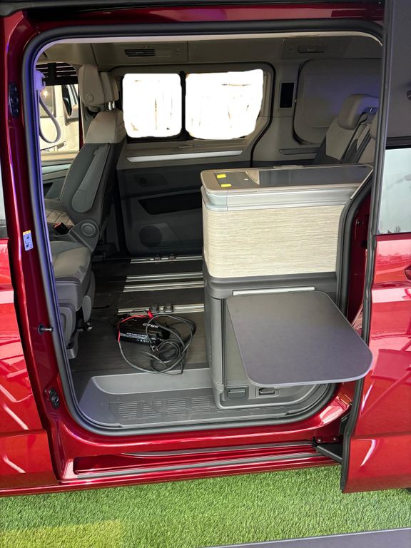 Volkswagen T7 California