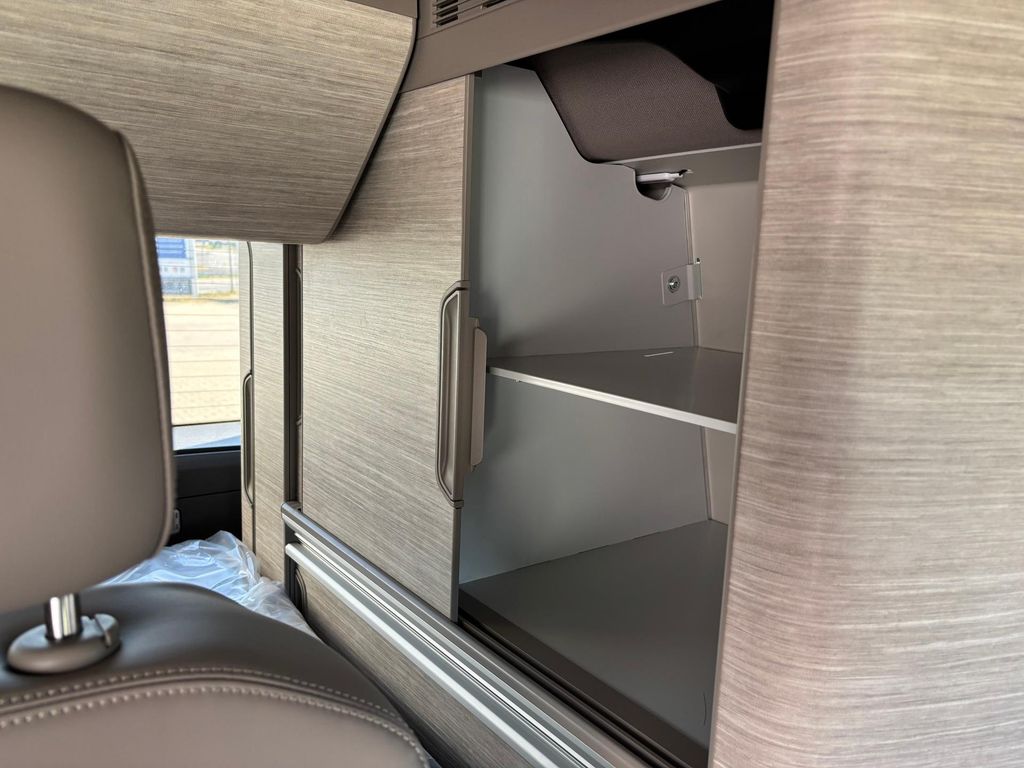 Volkswagen T7 California