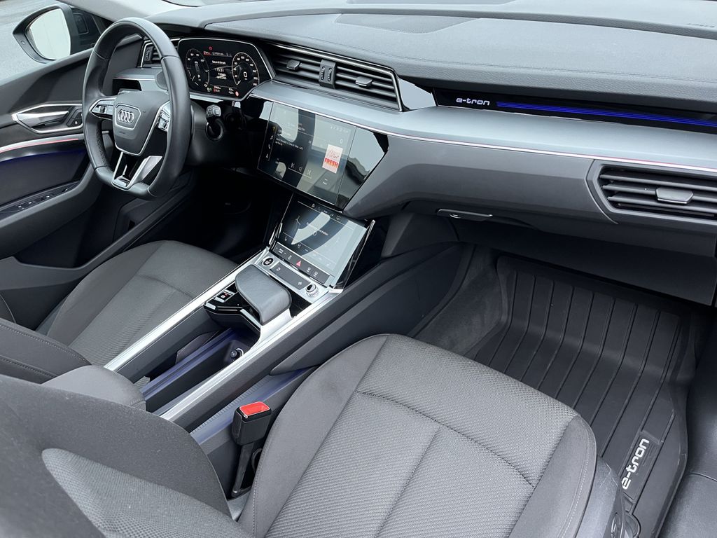 Audi e-tron 2022