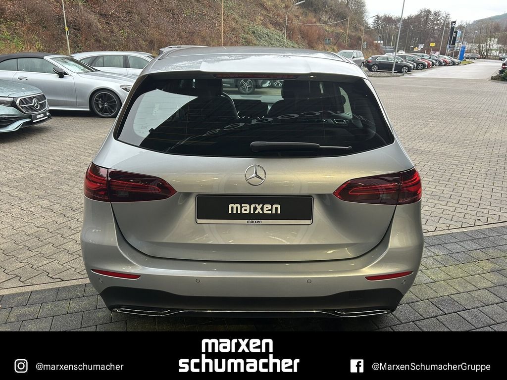 Mercedes-Benz B 200 2024
