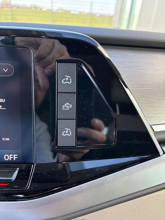 Volkswagen T7 California