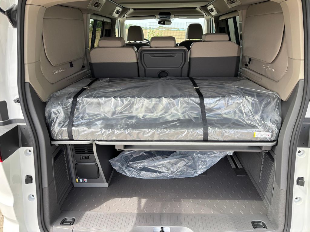 Volkswagen T7 California