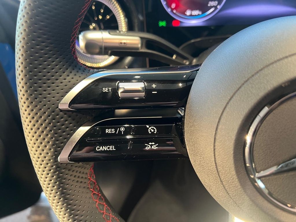 Mercedes-Benz CLA 200 2025