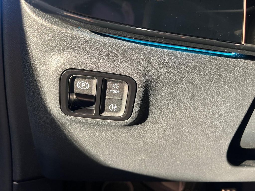 Mercedes-Benz CLA 200 2025