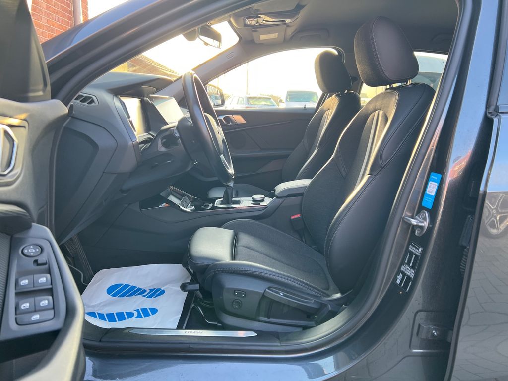 BMW 118 2021