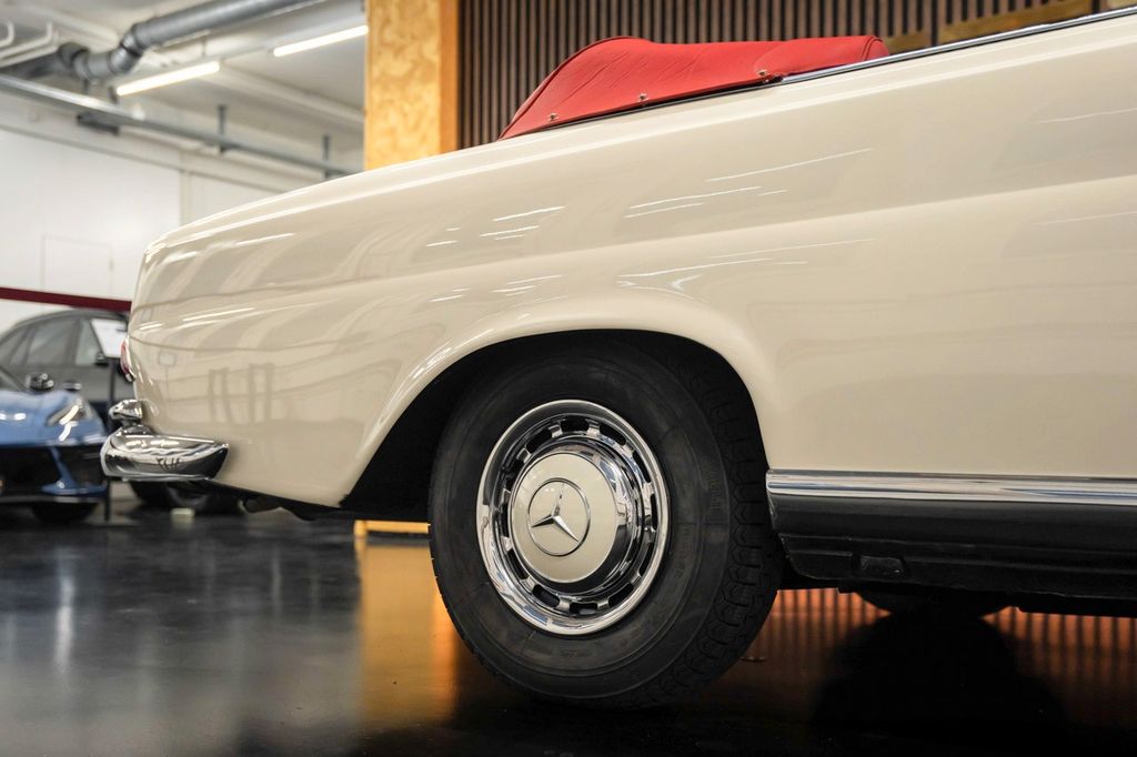 Mercedes-Benz 220 1963