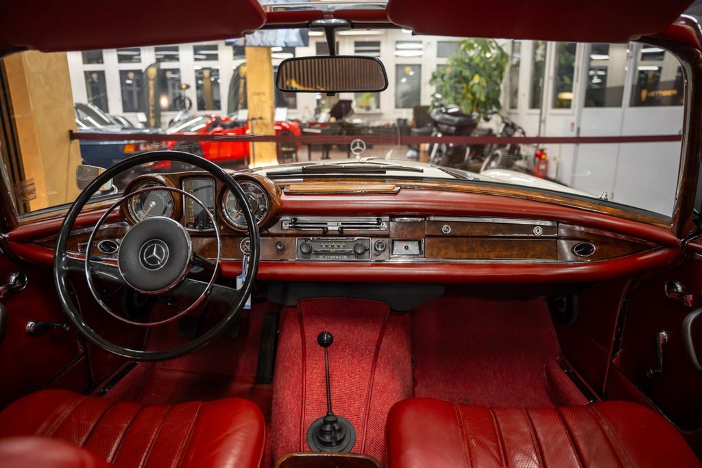 Mercedes-Benz 220 1963