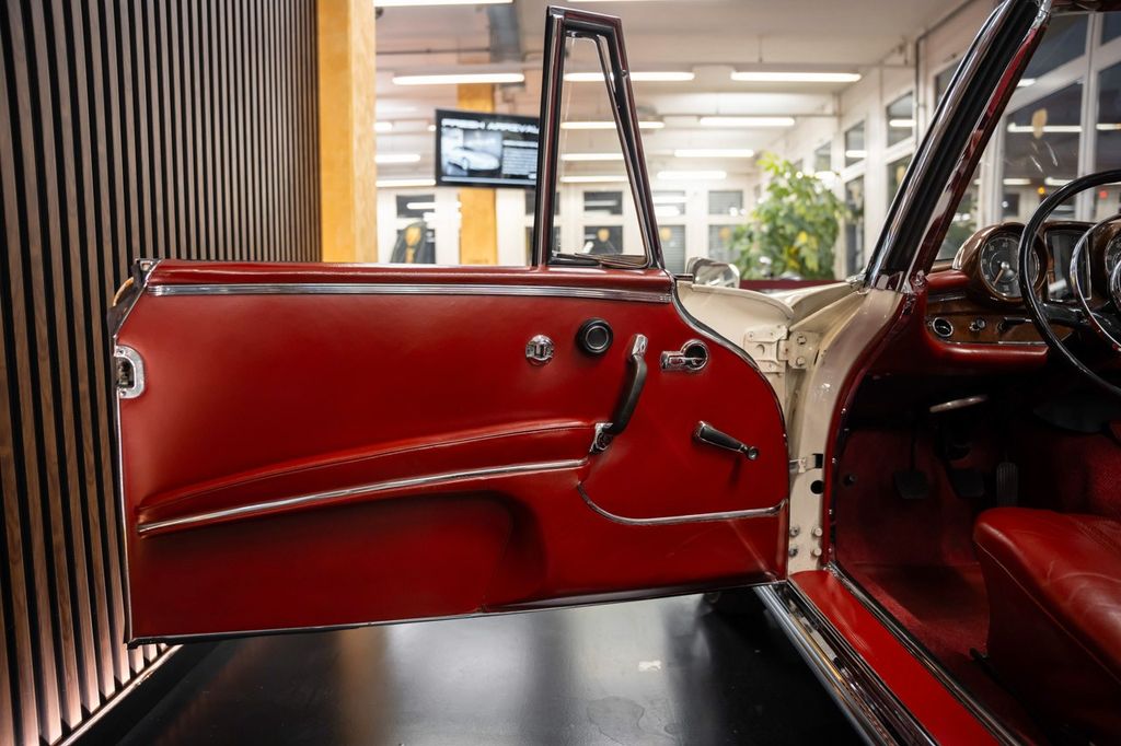 Mercedes-Benz 220 1963