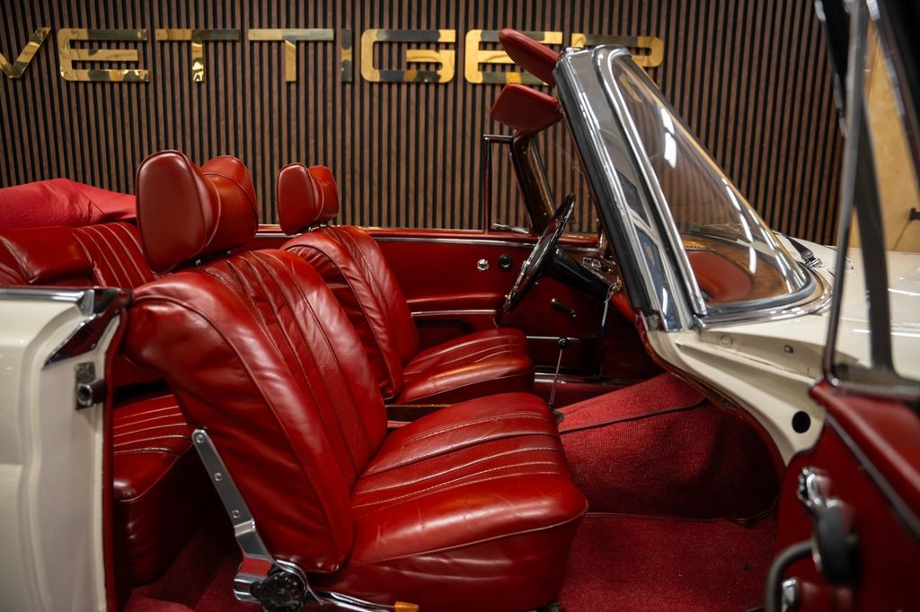 Mercedes-Benz 220 1963