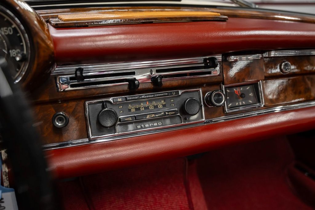 Mercedes-Benz 220 1963