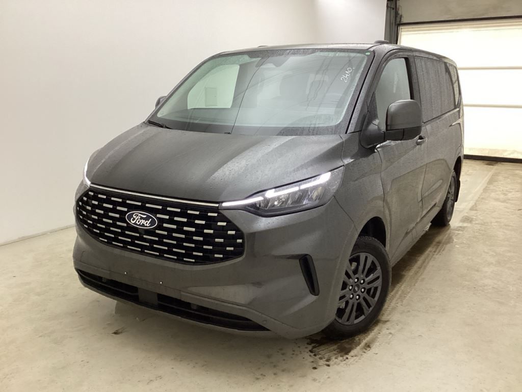 Ford Tourneo Custom 2025