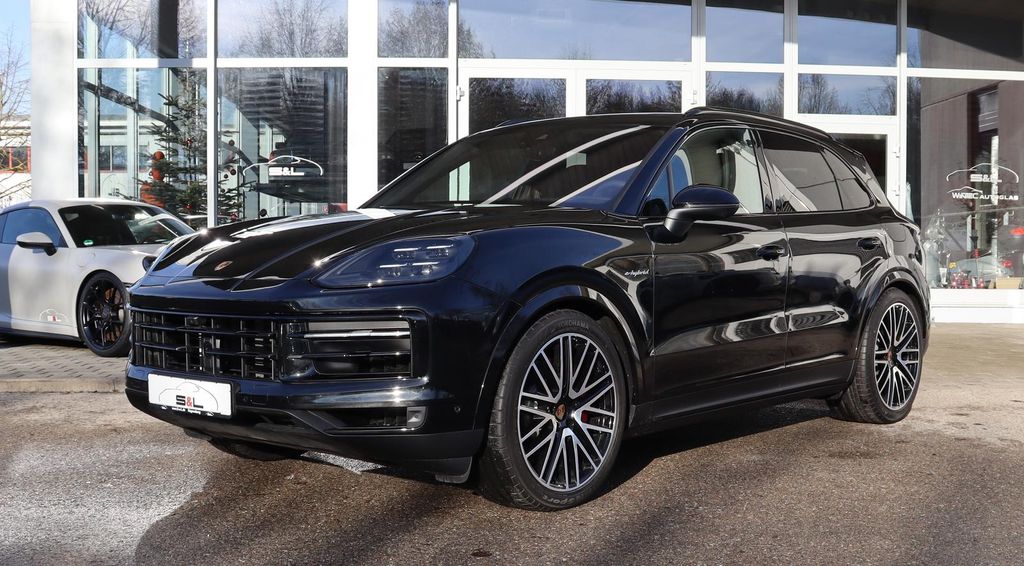 Porsche Cayenne 2025