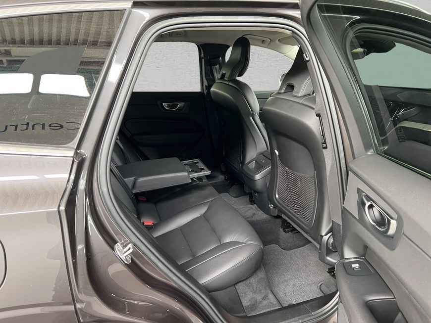 Volvo XC60 2022