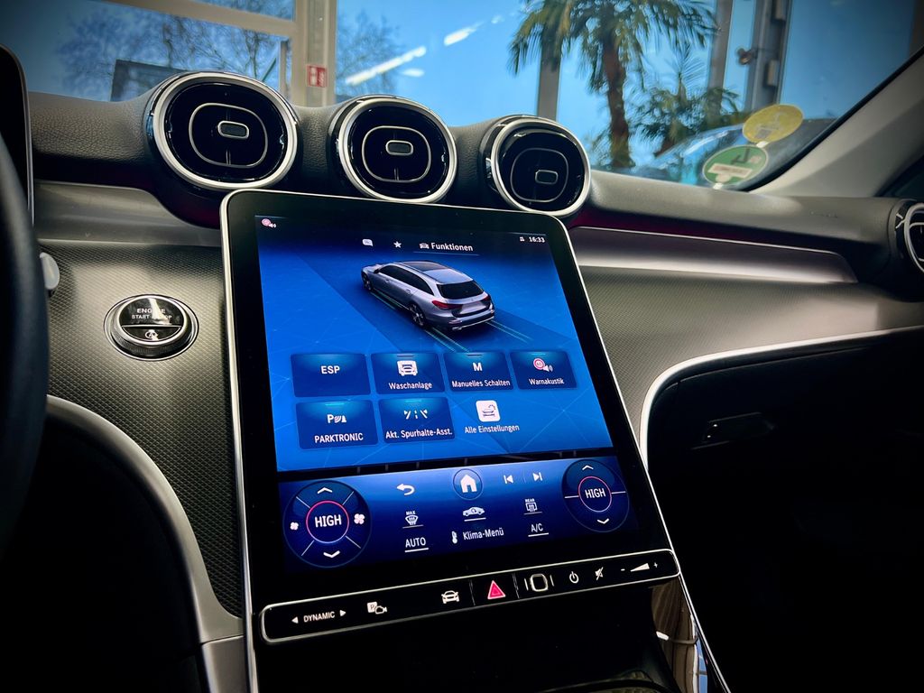 Mercedes-Benz C 200 2024