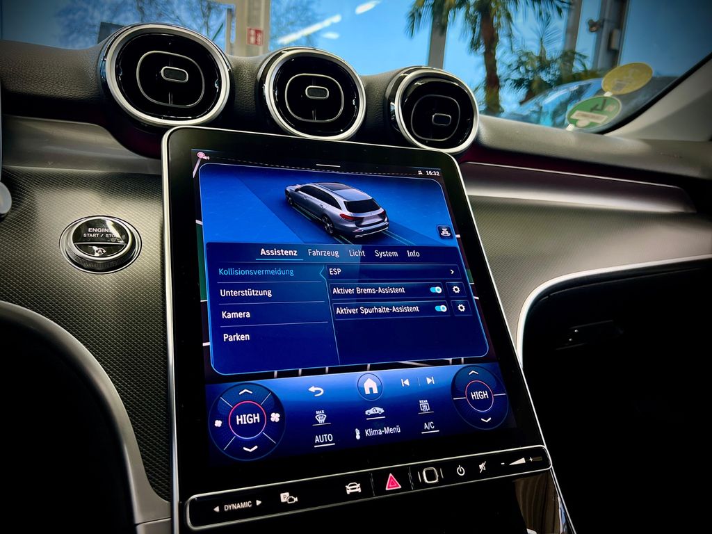 Mercedes-Benz C 200 2024