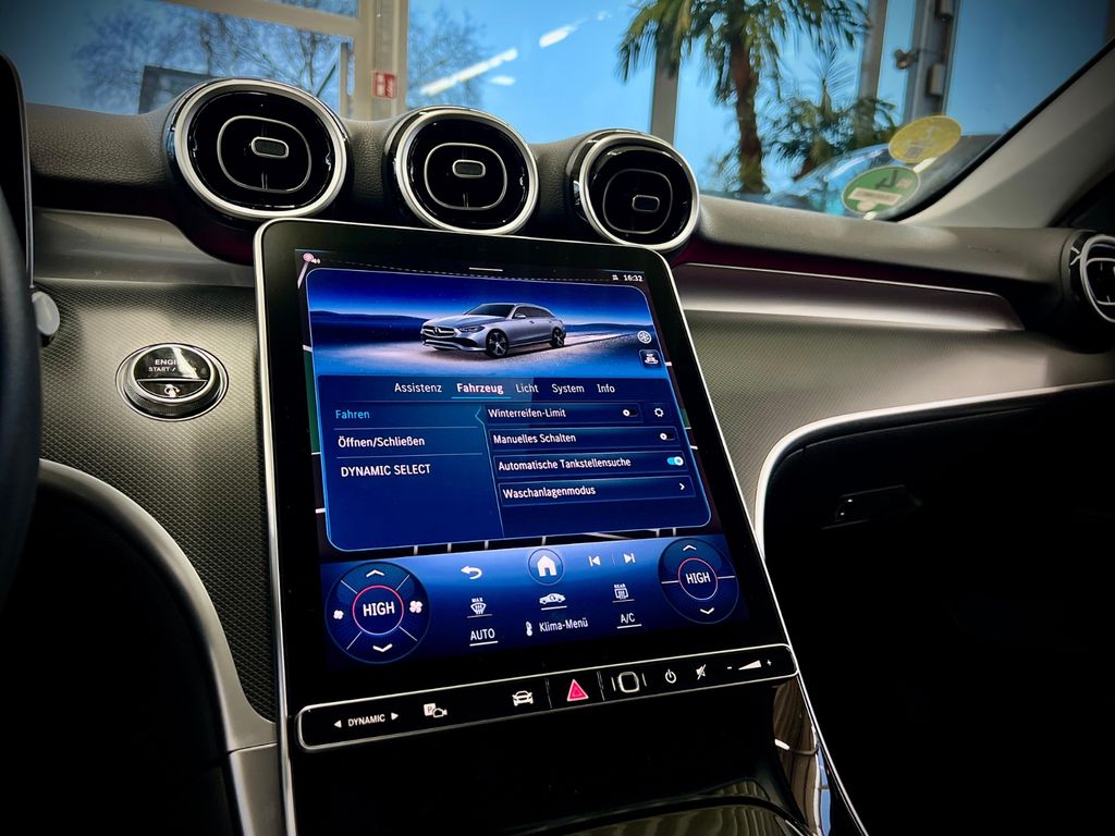 Mercedes-Benz C 200 2024